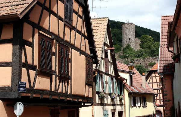 Burgfried der Stauferburg von Kaysersberg